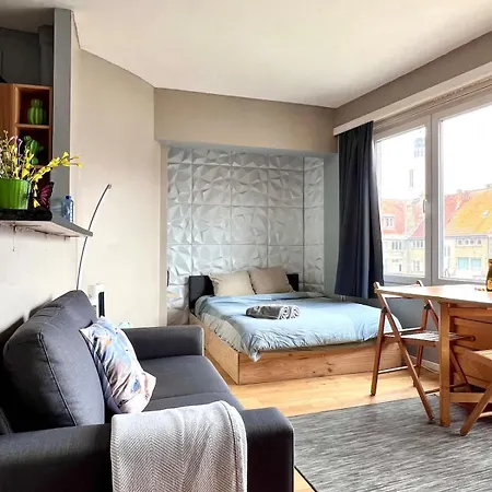 Getaway For Two Center & Within Walking Distance