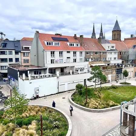 Getaway For Two Center & Within Walking Distance Daire Oostende